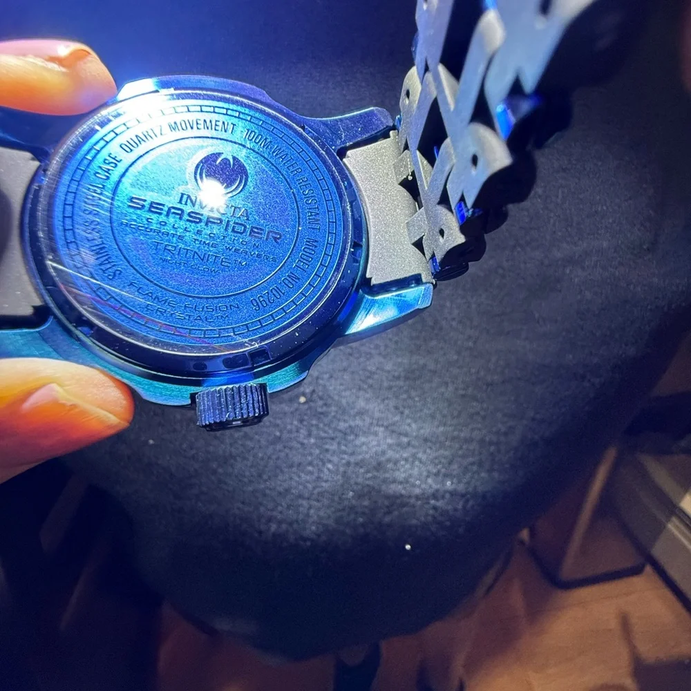 Invicta Sea Spider Blue and Black Watch RARE! - Picture 4 of 5